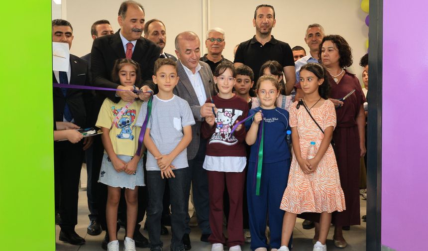 Çatalçeşme İlkokulu’na Yeni Kütüphane Kazandırıldı