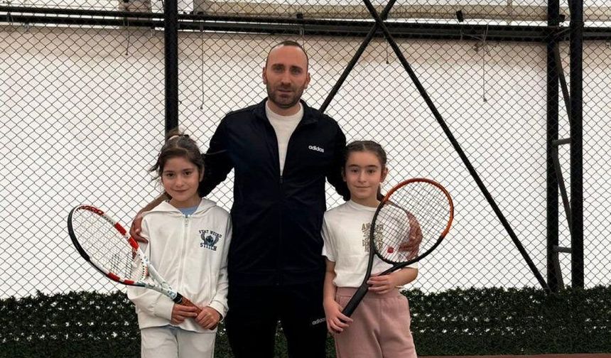 Elazığ’ın Minik Raketlerinden Çifte Başarı