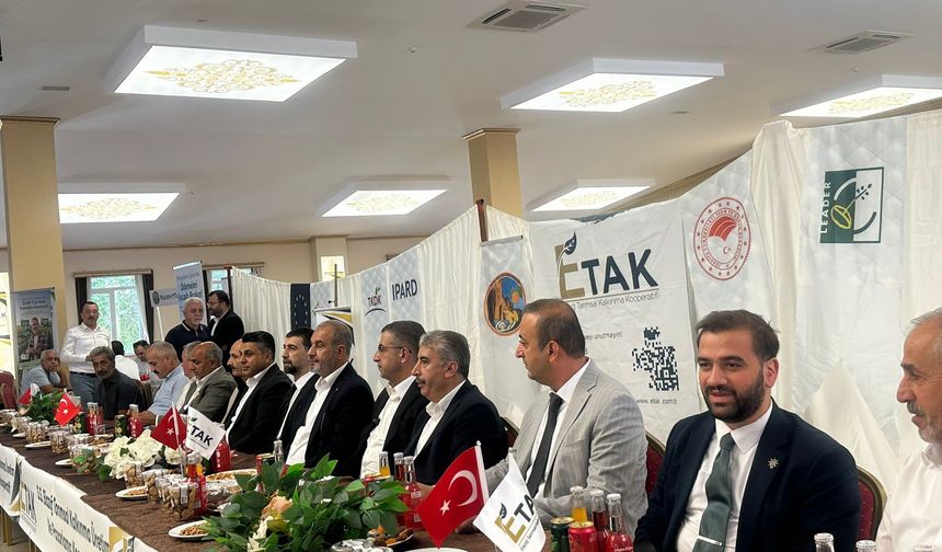 AK Gençlik Elazığ’dan Baskil’de Kayısı Çalıştayı ve Kooperatif Ziyareti