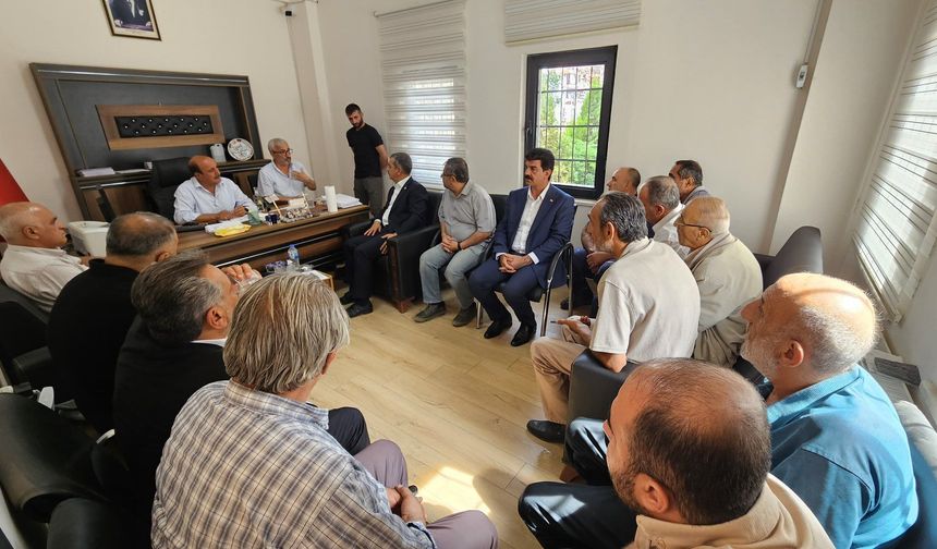 AK Parti Heyetinden Rüstempaşa Mahallesi’nde İstişare Ziyareti
