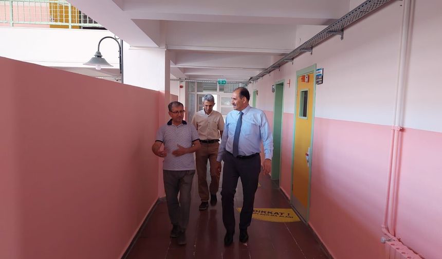 Aziz Gün’den Koç İlkokuluna Yeni Eğitim Öğretim Yılı Öncesi Ziyaret