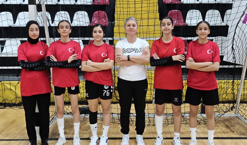 Elazığ Hentbolunda Profesyonel Lig Gururu: 21 Sporcu