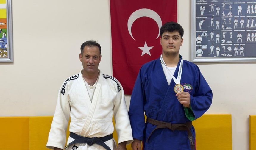 Türkiye Şampiyonu Ali Asaf Çiçek, Milli Takım’a Seçildi