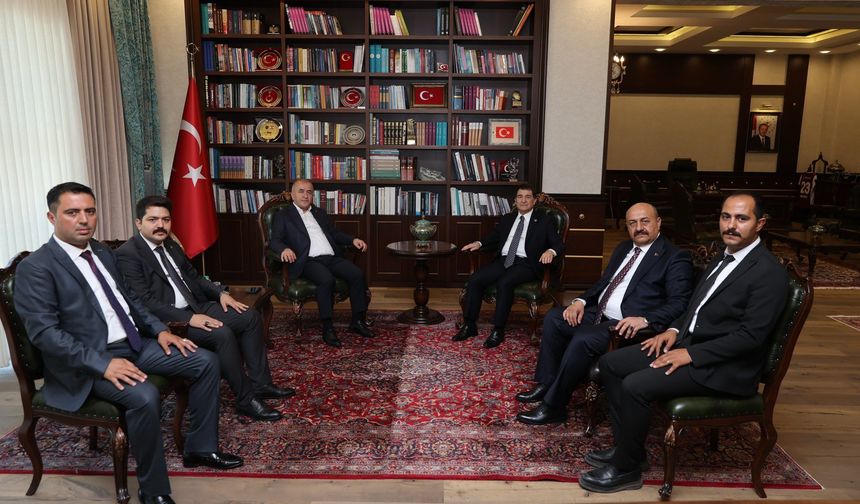 MHP Heyetinden Vali Hatipoğlu’na Ziyaret