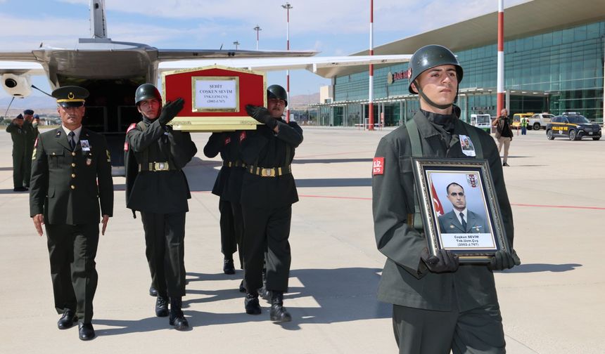 Şehit Coşkun Sevim’in Naaşı Elazığ’da Karşılandı