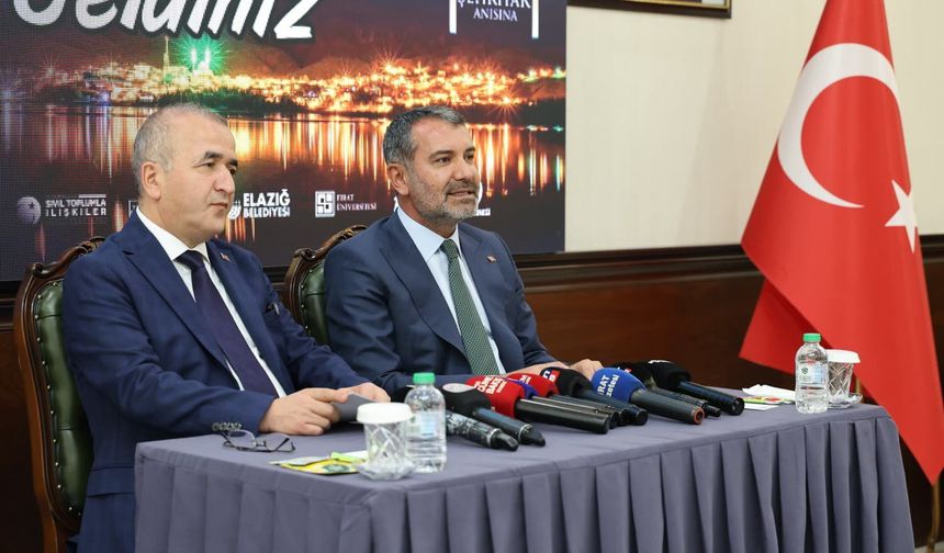 Hazar Şiir Akşamları İçin Hazırlıklar Sürüyor