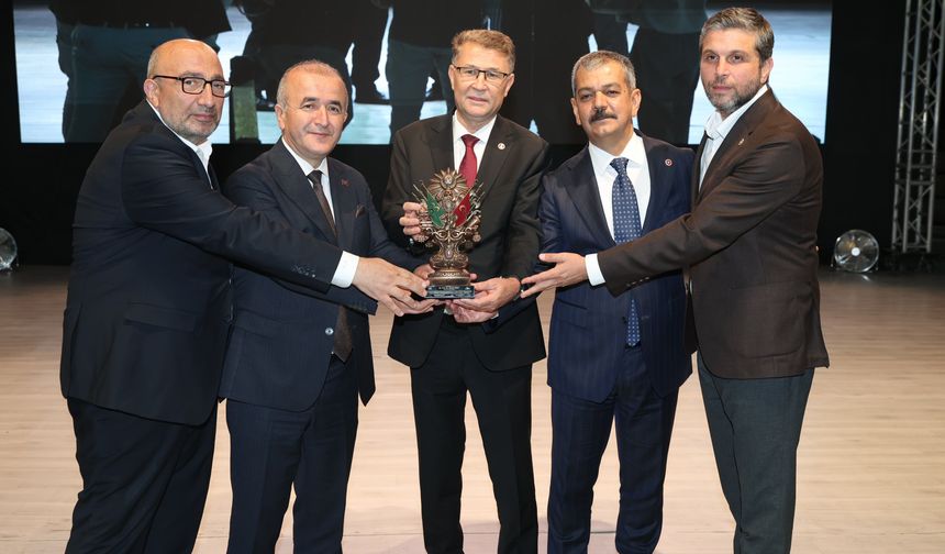 29. Uluslararası Hazar Şiir Akşamları Elazığ’da Görkemli Açılışla Başladı