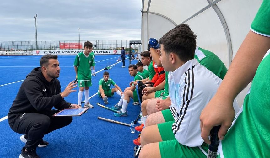 Hokey Takımı Play-Off’ta Üçüncü