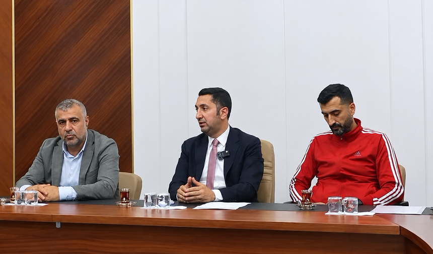 Elazığ’ın Genç Voleybolcuları 2. Lig’de Mücadele Ediyor