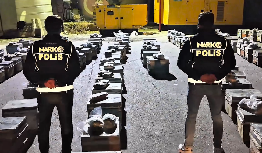 Tırdaki Arı Kovanlarından Uyuşturucu Çıktı: 3 Şüpheli Yakalandı