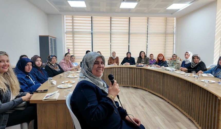 Elazığ Belediyesi’nden Kadınlara Kültür ve Ekonomi Desteği