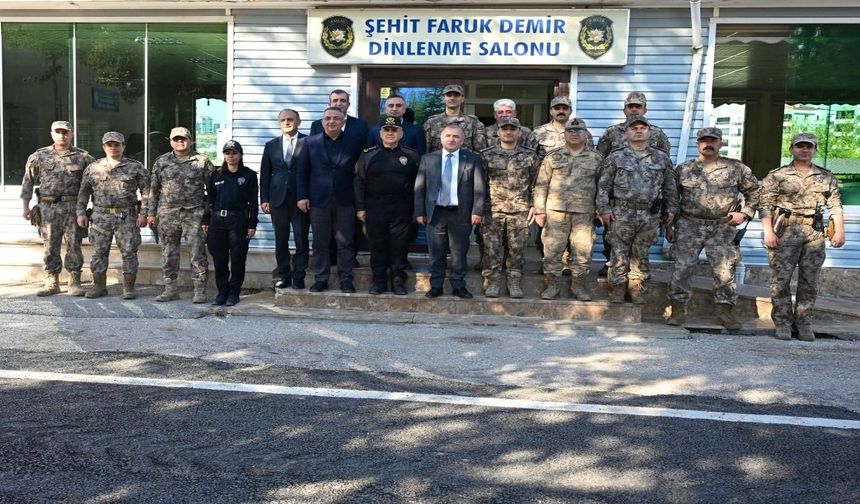 Vali Hatipoğlu’ndan Özel Harekât’a Ziyaret