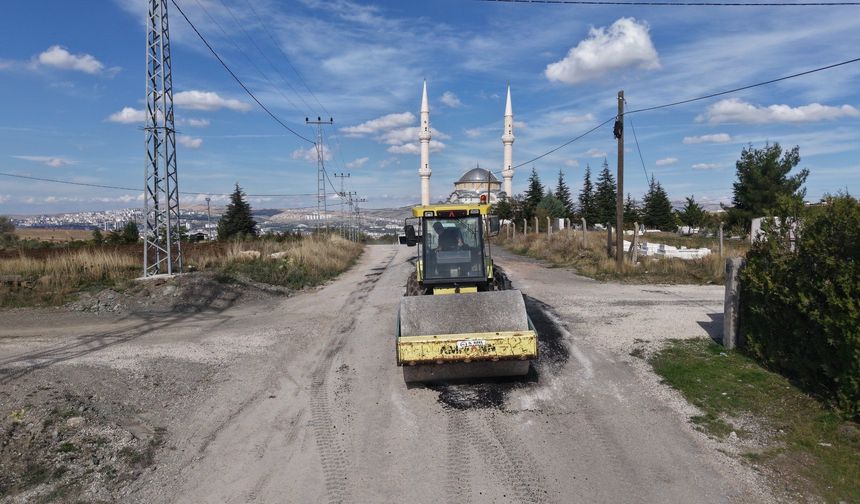 Tadım Köyü Yolunda Asfalt İyileştirme Çalışmaları Sürüyor