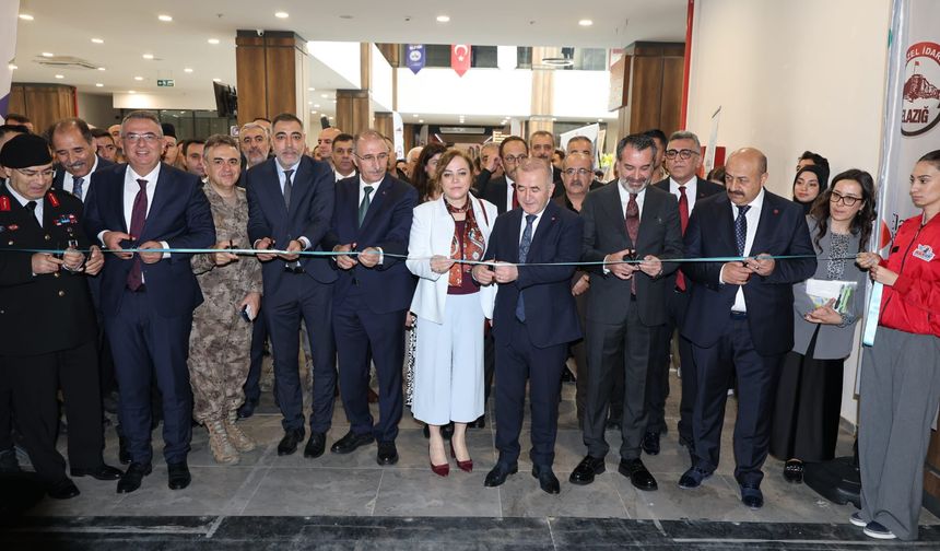 Elazığ’da Bilim Festivali Kapılarını Açtı