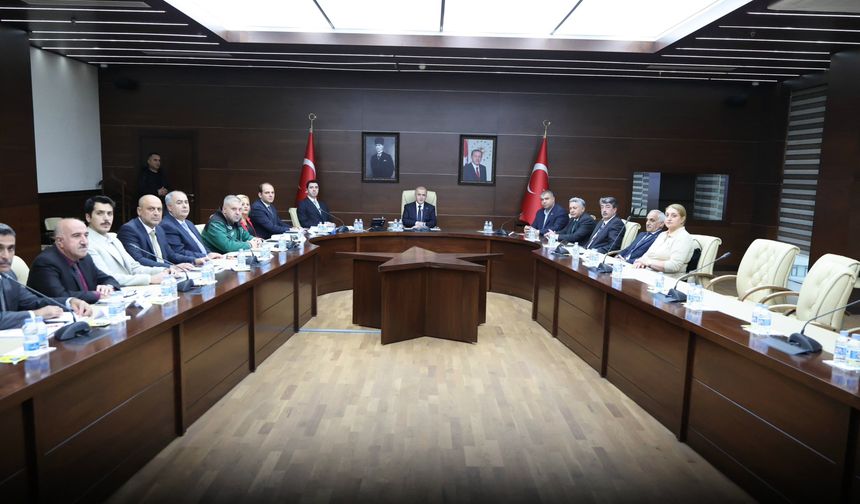 Elazığ’da Beldelerin Doğal Gaz İhtiyaçları Görüşüldü