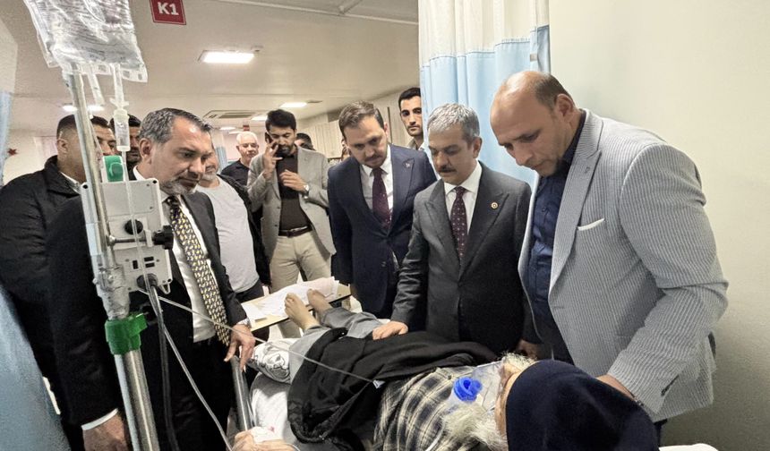 AK Parti Heyetinden Hastalara Geçmiş Olsun Ziyareti