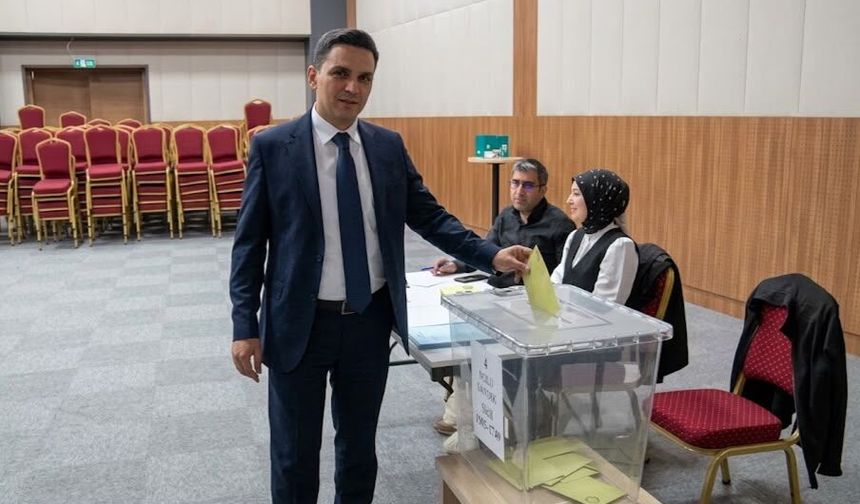 Elazığ Barosu’nun yeni başkanı Gökhan Kadıyoran oldu