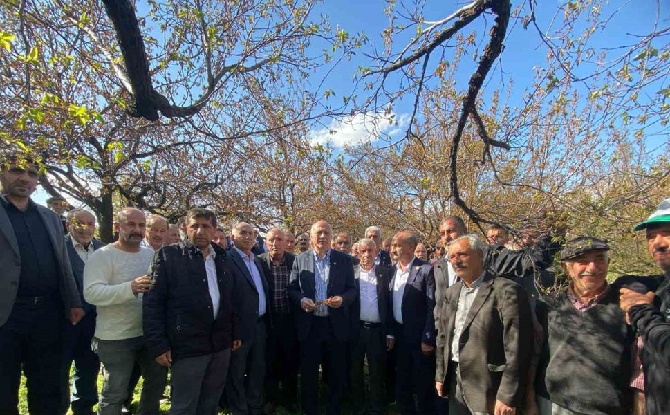 TZOB Genel Başkanı Bayraktar, Elazığ’da Zirai Dondan Etkilenen Üreticilerle Bir Araya Geldi