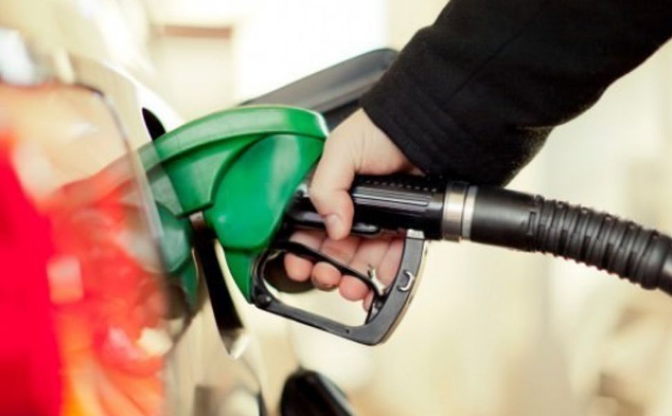 Motorinde Büyük İndirim Elazığ’da Sürücülerin Yüzünü Güldürdü