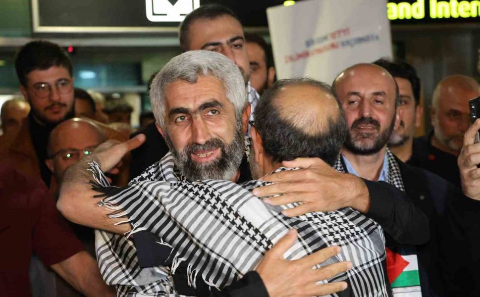 Gazze Filosu Aktivisti Akılotu: "İsrail’de Türk Pasaportu Taşıyan Çifte Vatandaşlar Askerlik Yapıyor"