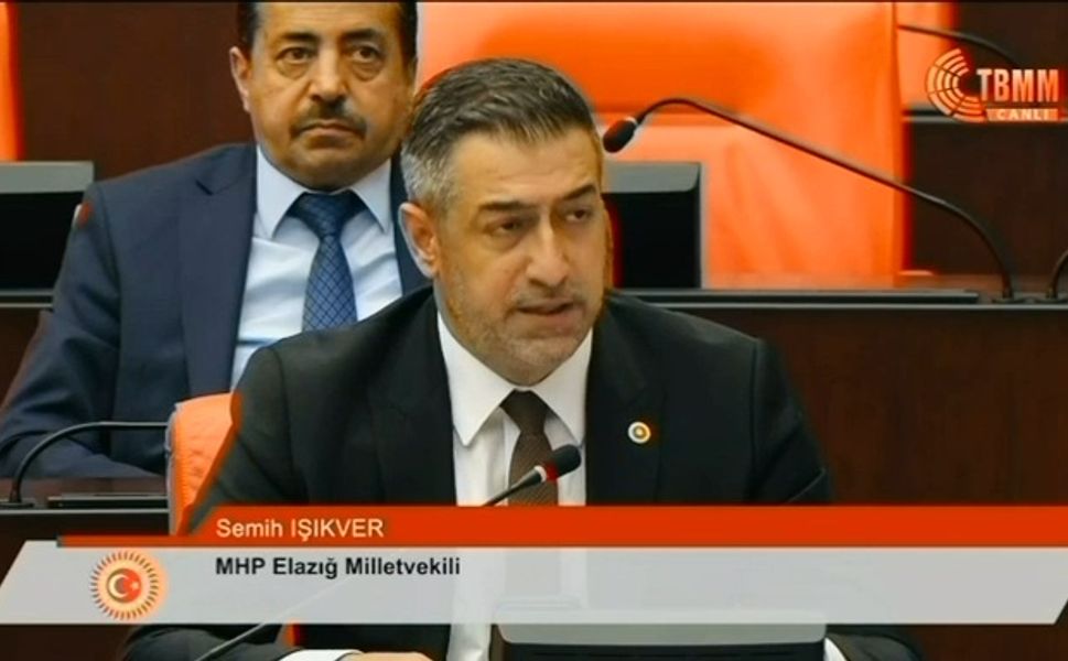 Elektrik İletim Hatları Sorunu Meclis Gündemine Taşındı