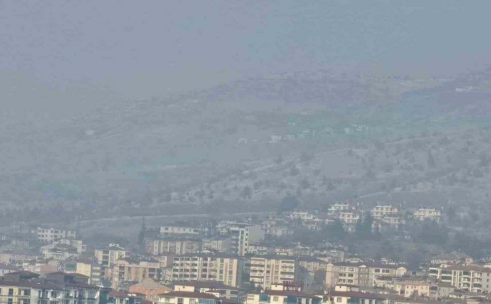 Elazığ’ın yüksek kesimlerinde sis etkili oluyor