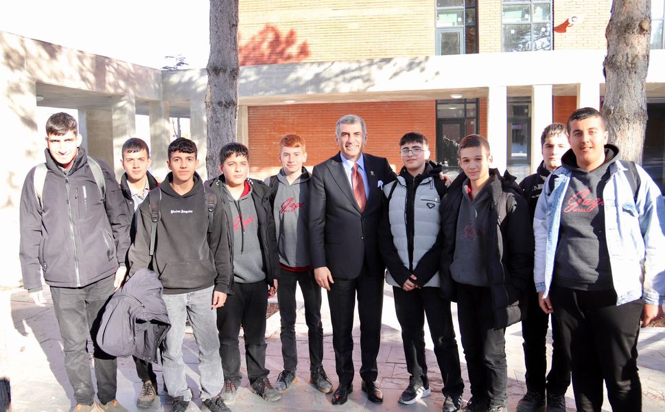 Gürsel Erol Gazi MTAL’i Ziyaret Etti,