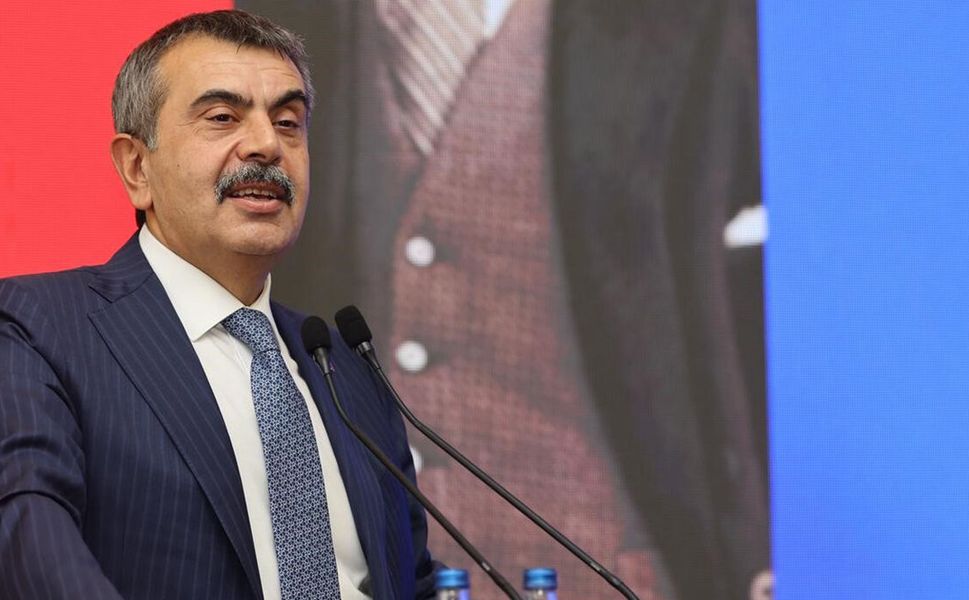 Yusuf Tekin’den Ara Tatil Sinyali