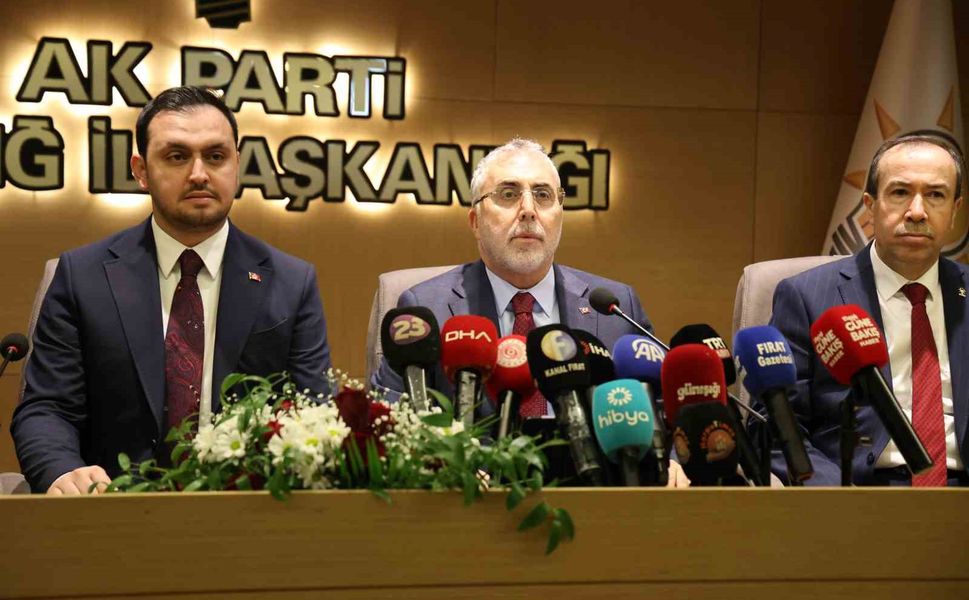 Bakan Işıkhan: 'Genç Ve Kadın İşsizlik Oranı 13 Yılın En Düşük Seviyesine İnmiştir'