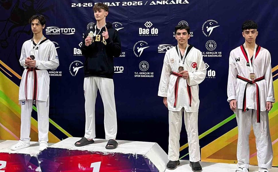 Deniz Çınar Doğan taekwondoda Türkiye 3'üncüsü