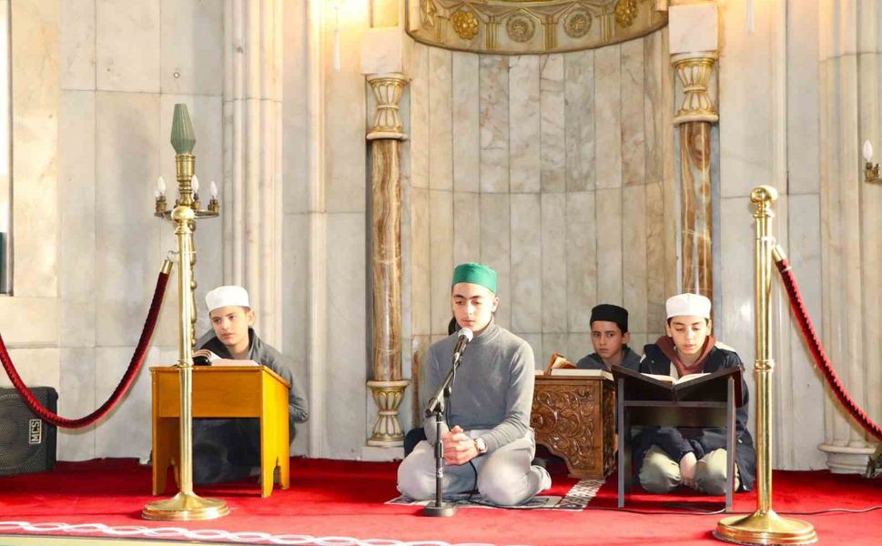 Elazığ'da Camilerde Mukabele Geleneği