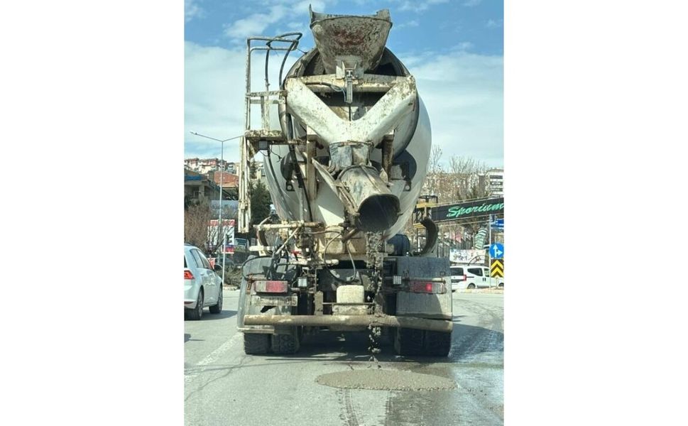 Yola Beton Döken Mikser Sürücüsüne 839 Bin Lira Ceza