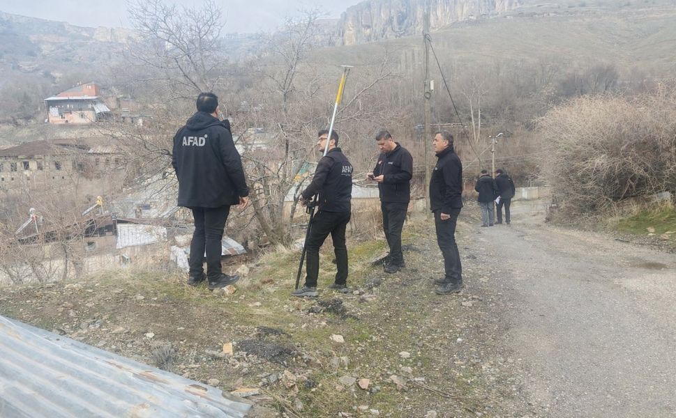 Ulukent Mahallesi’nde Heyelan İncelemesi