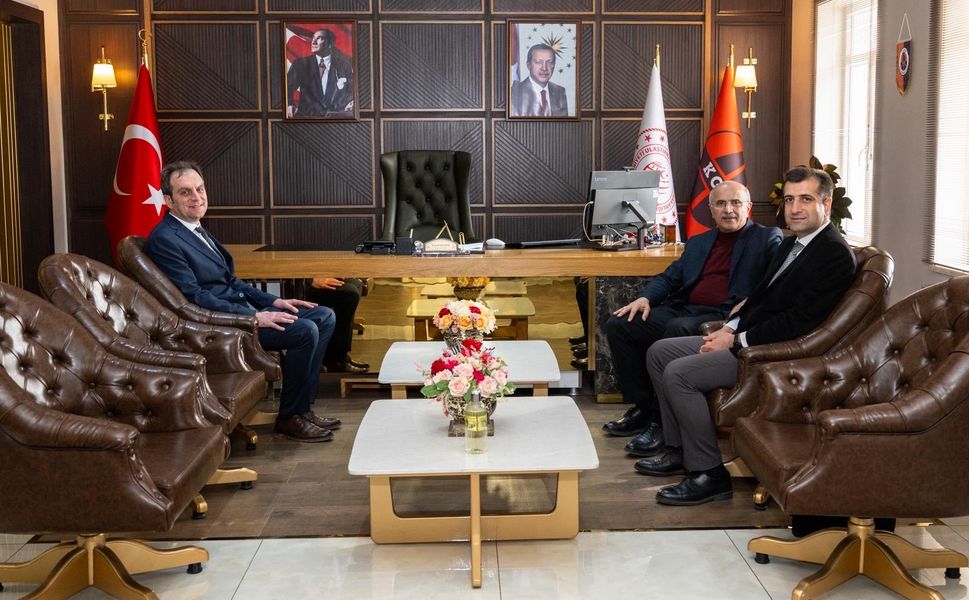 Malatya Büyükşehir Belediye Başkanı Sami Er’den Karayolları 8. Bölge Müdürlüğüne Ziyaret