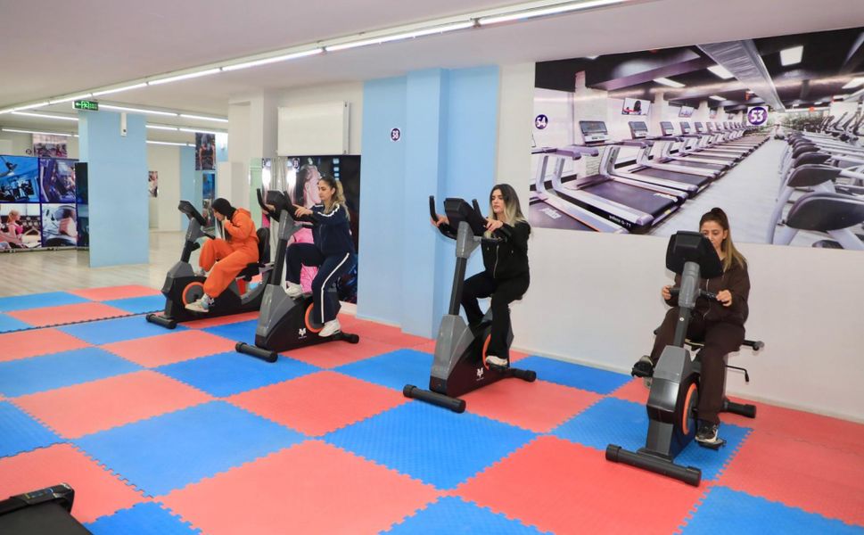 Elazığ Belediyesi, Şehrin Dört Bir Yanında Vatandaşlara Ücretsiz Spor Yapma Fırsatı Sunuyor