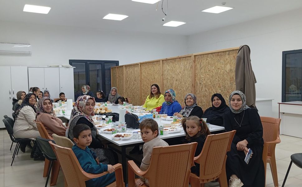 Güneykent Sosyalhane Kursiyerleri İftar Sofrasında Buluştu