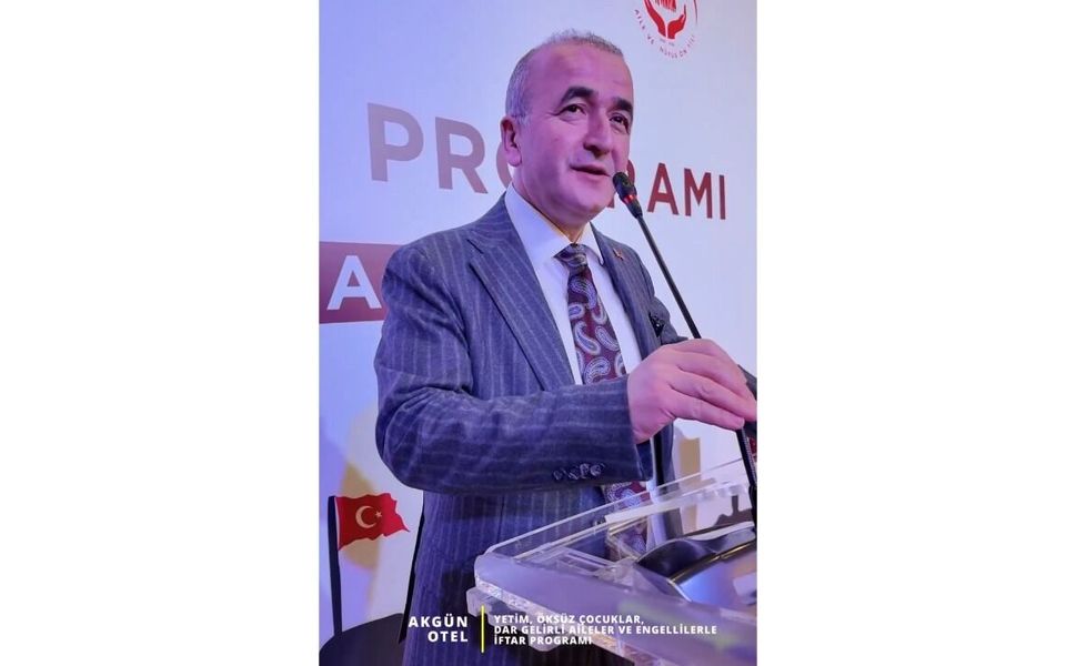 Vali Hatipoğlu’ndan Yetim ve Engellilerle Dayanışma İftarı