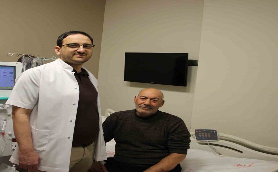 Nefroloji Uzmanı Genç: 'Böbrek Rahatsızlıkları, Önlem Alınmadığında Hayati Risk Taşır'
