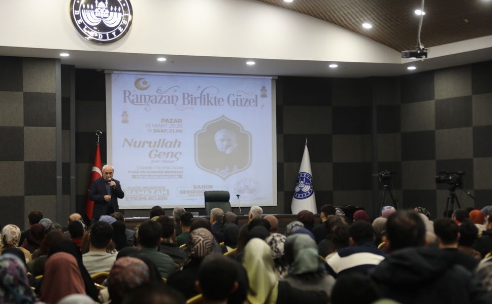 Usta Kalem Nurullah Genç, Elazığlılarla Buluştu