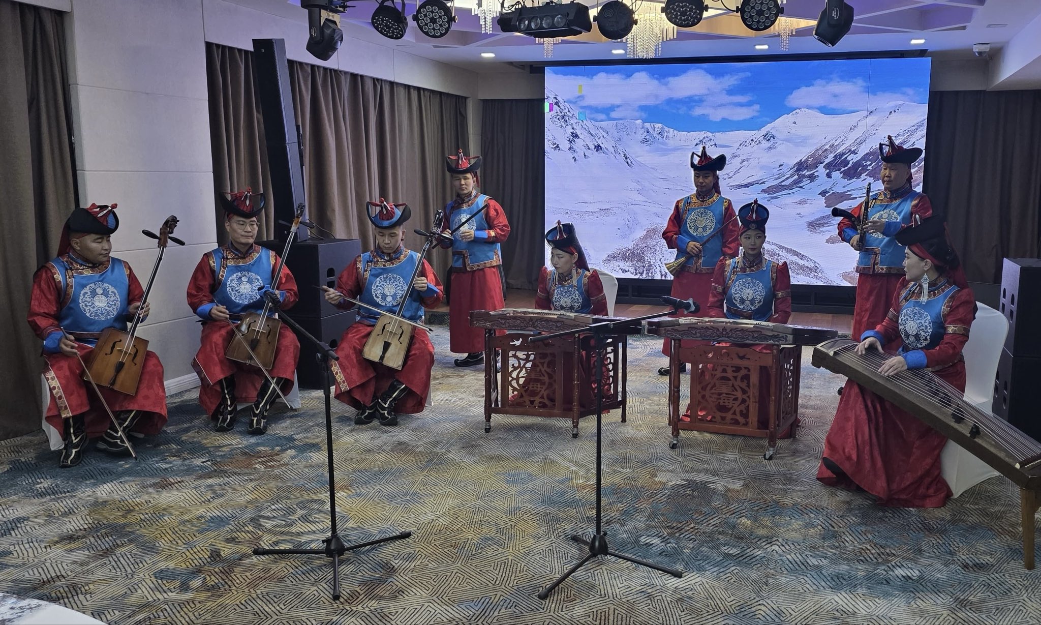 G4M F Dkt W M A A Kl R7