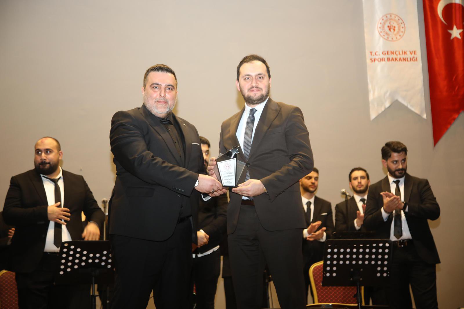 H B Te8S4Bc A A Z W Kz