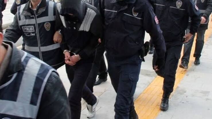 Usulsüz Vatandaşlık Operasyonu: 16 İlde Dev Baskın