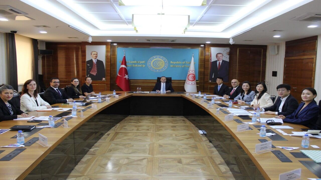 Otomotiv Sektöründe İş Birliği Masada