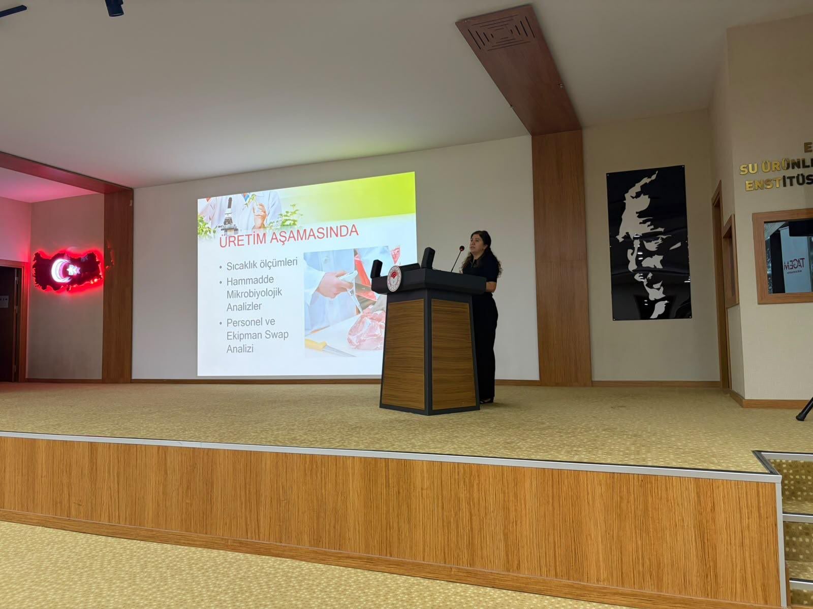 Elazığ’da Et ve Süt Ürünleri Üreticilerine Yönelik Eğitim Düzenlendi